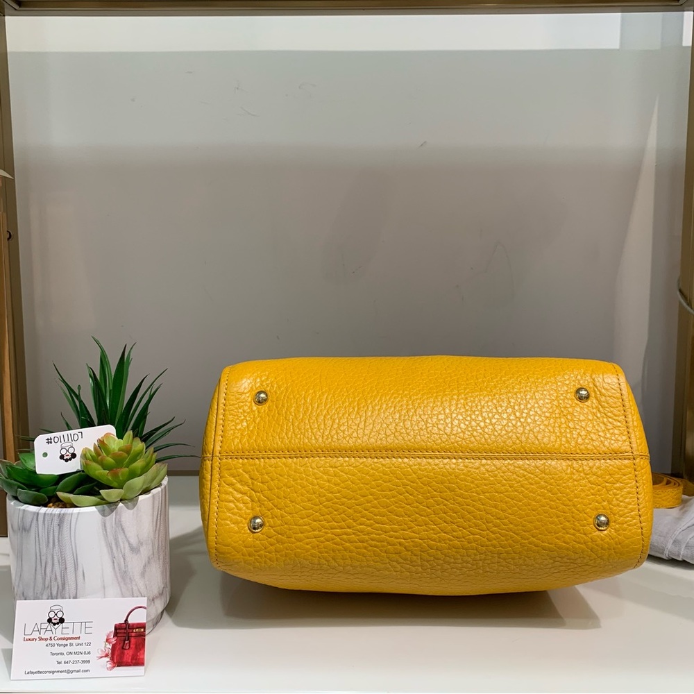 Fendi Yellow Duffle - Picture 6 of 7